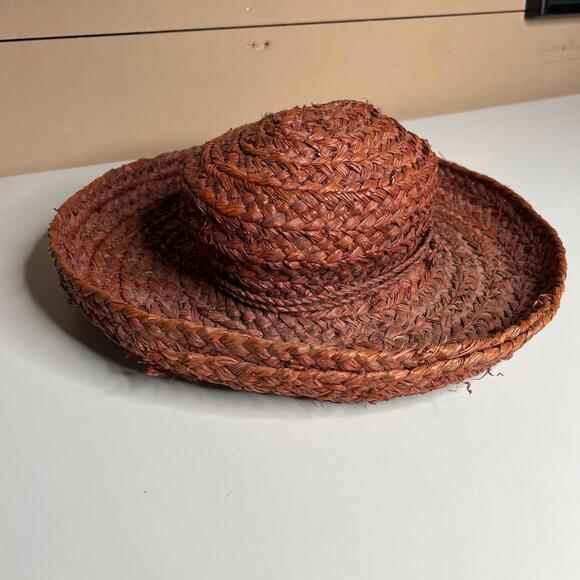 Helen Kaminski Accessories - Helen Kaminski raffia sun hat one size Made in Madagascar